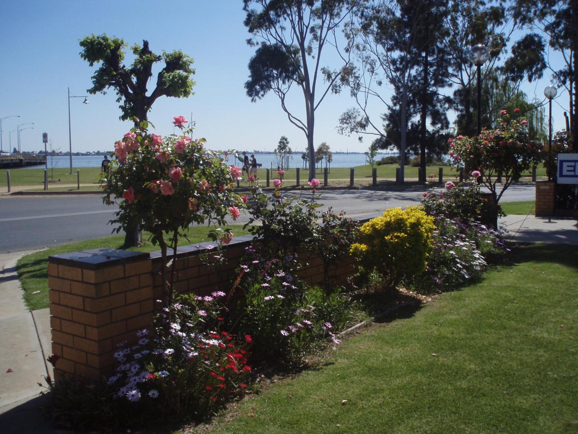 Lakeview Motel Yarrawonga Exterior foto