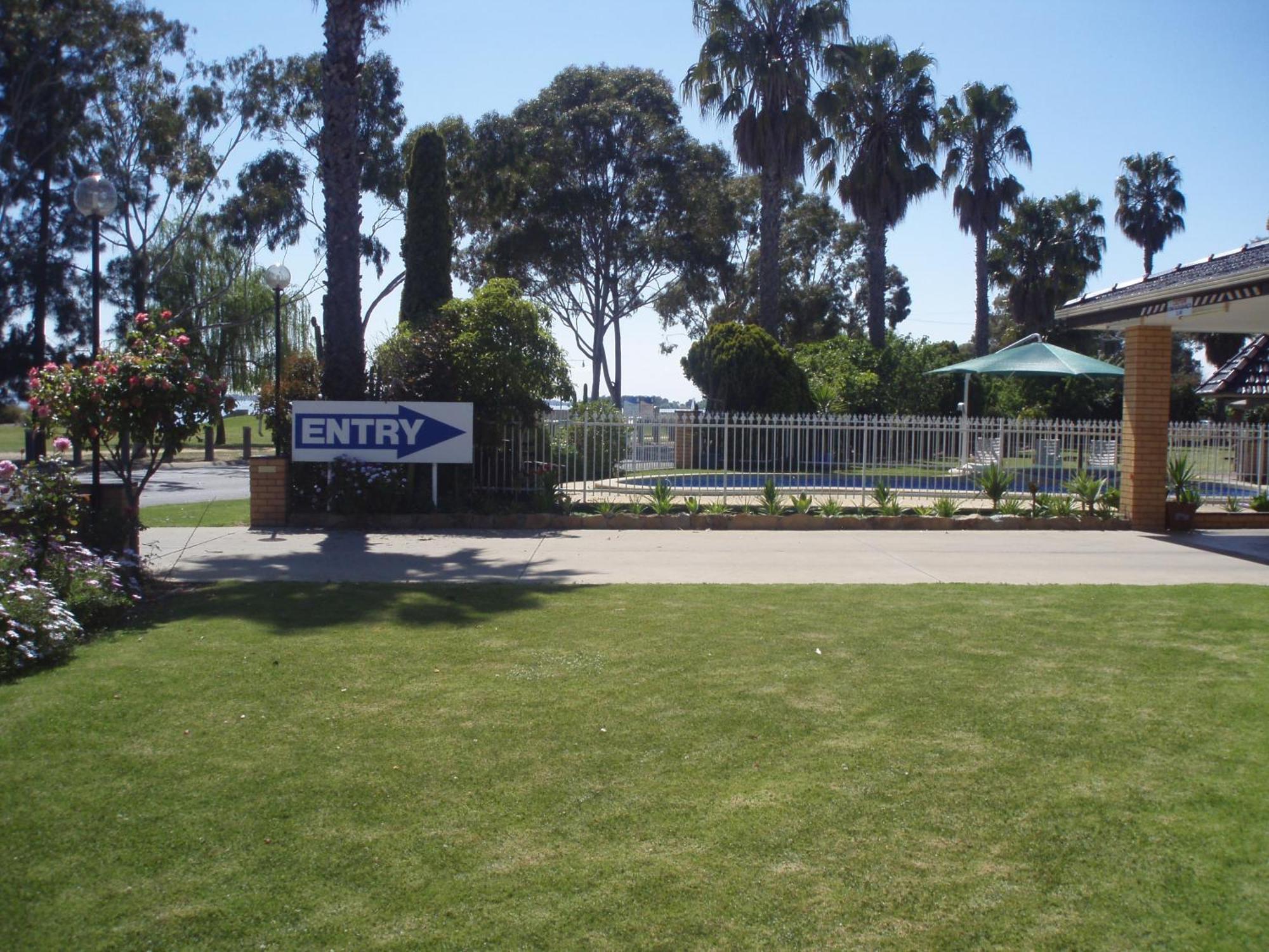 Lakeview Motel Yarrawonga Exterior foto