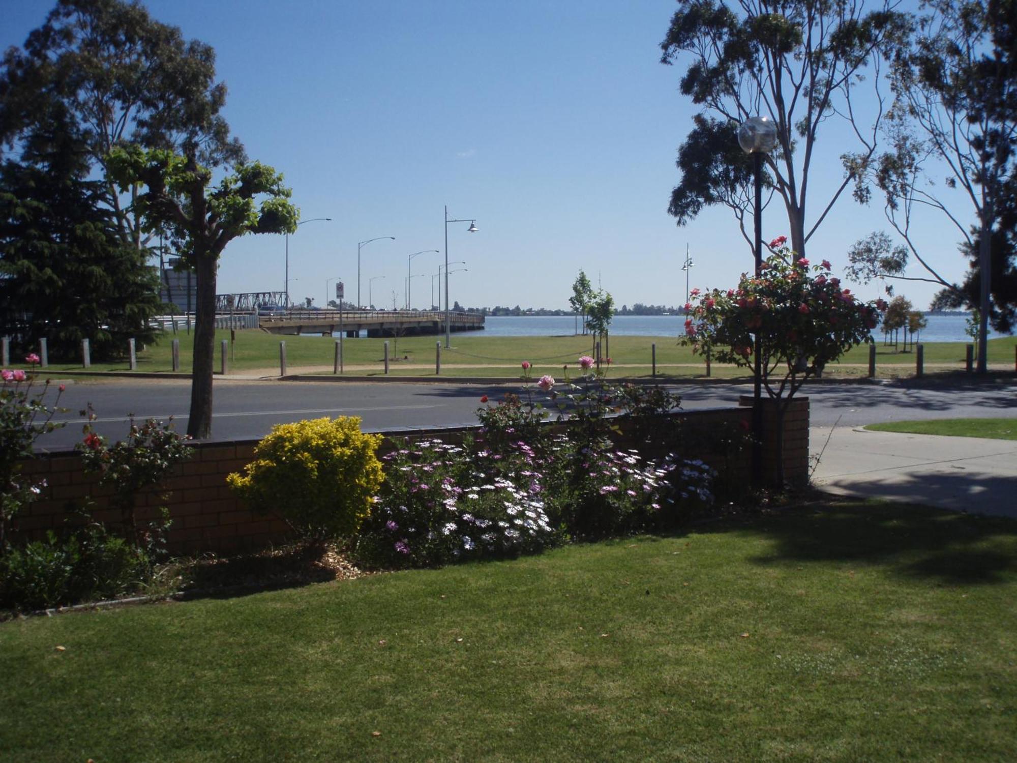 Lakeview Motel Yarrawonga Exterior foto