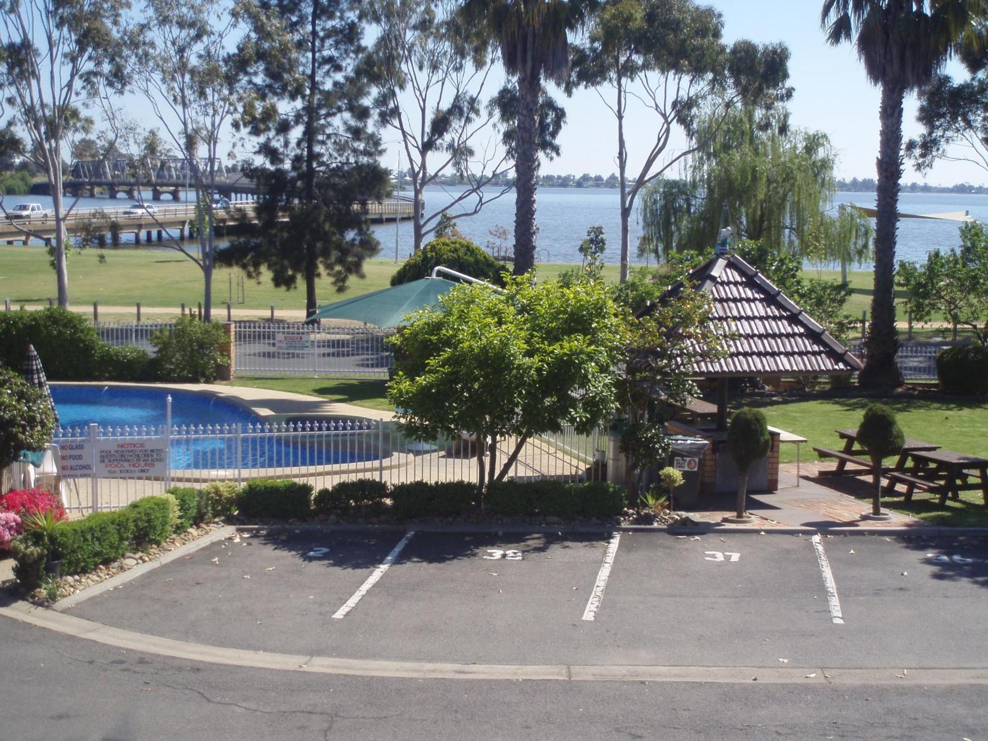 Lakeview Motel Yarrawonga Exterior foto